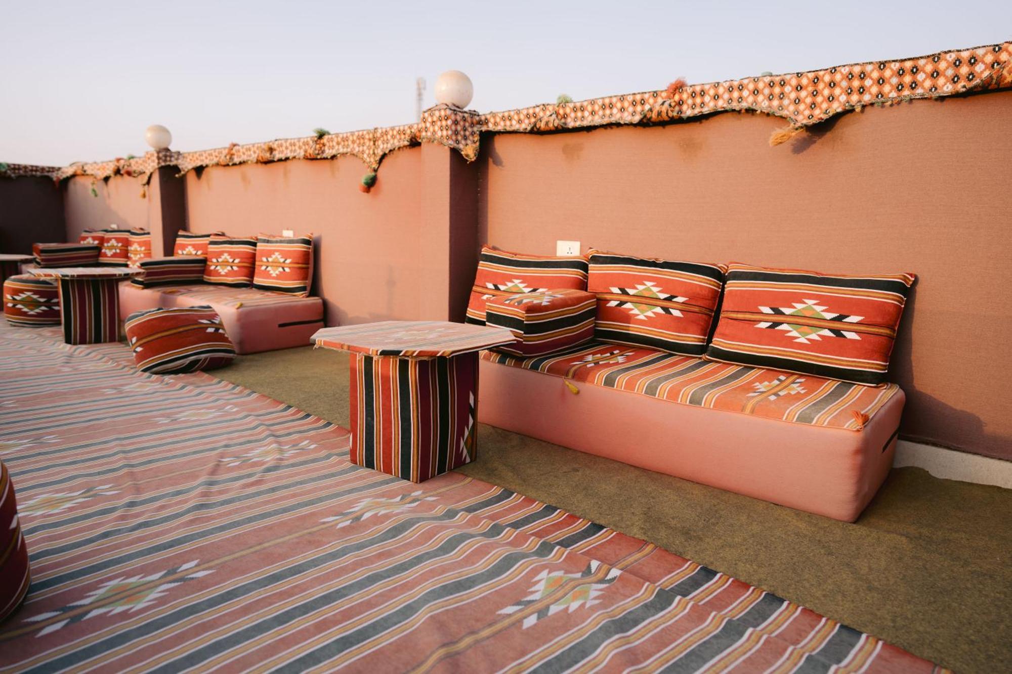 Tuya Pyramids Inn Kafrat al Jabal Exterior photo