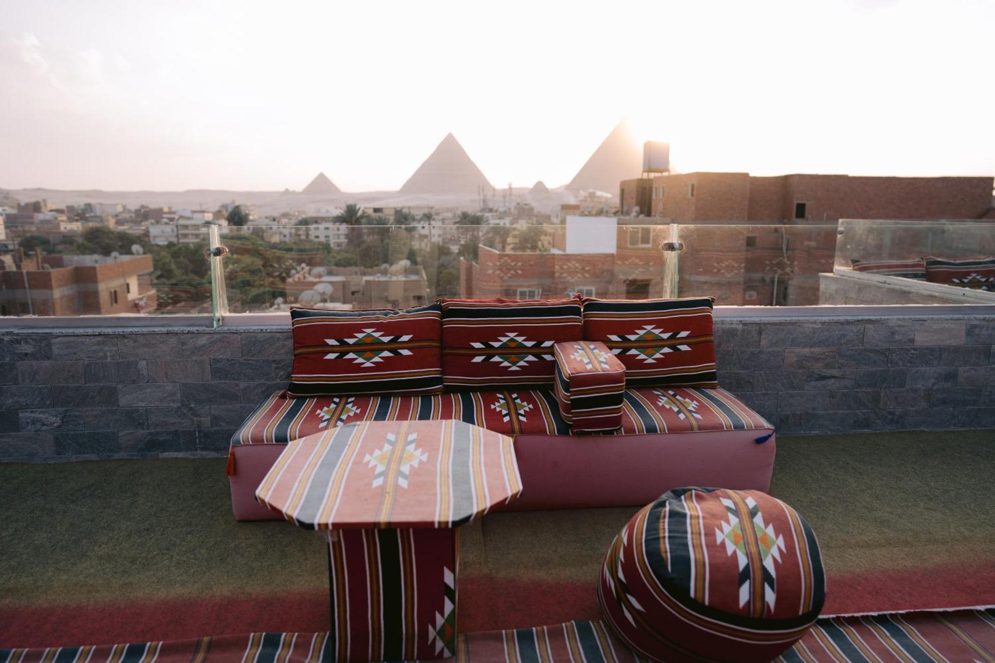 Tuya Pyramids Inn Kafrat al Jabal Exterior photo